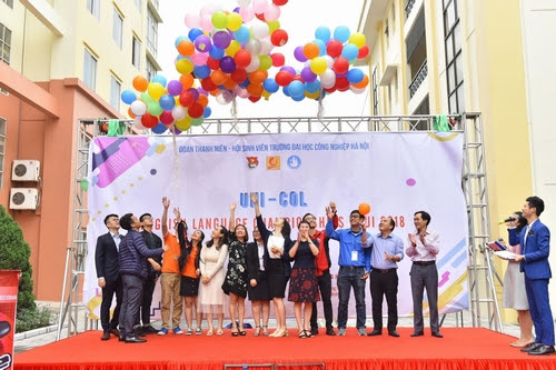  Ấn tượng Festival các CLB Tiếng Anh mở rộng tại Hà Nội 